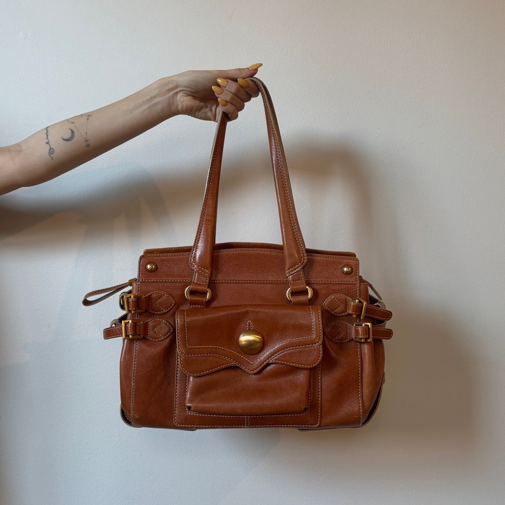 Vintage leather shoulder bag